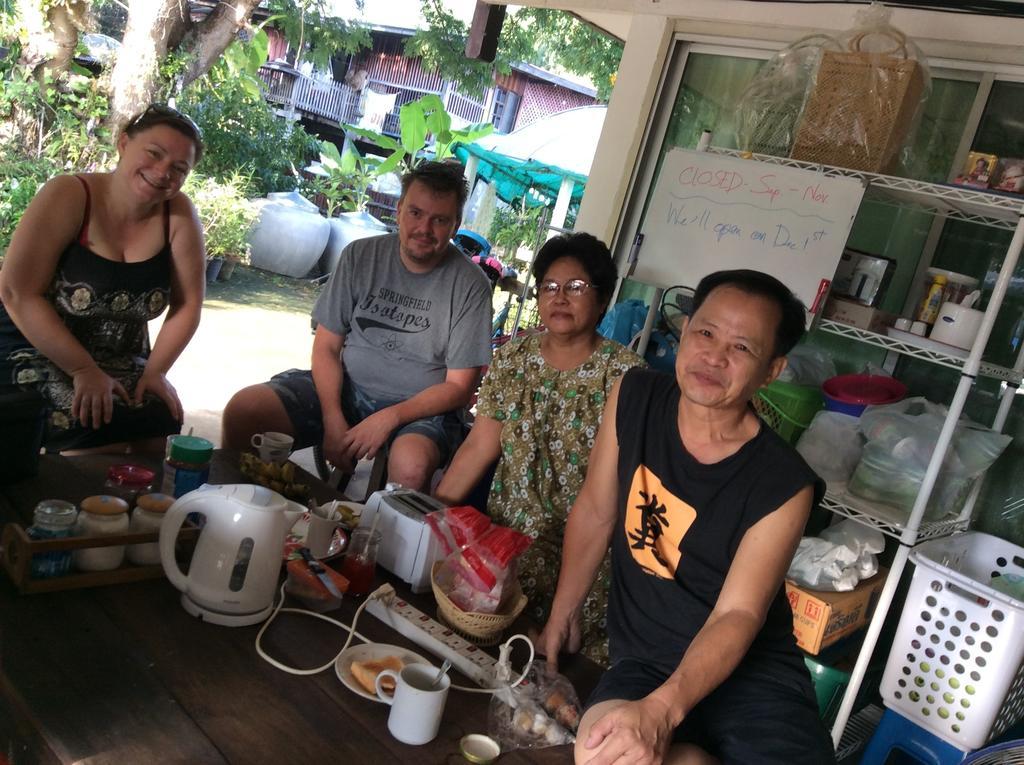 The Little Lopburi Village Екстериор снимка